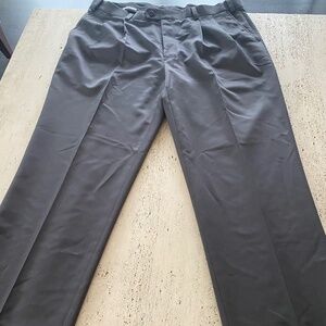 Geoffrey Beene Men's Grey Pleated Pants with cuffs W40xL32